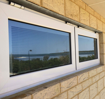 Awning Venetians Windows