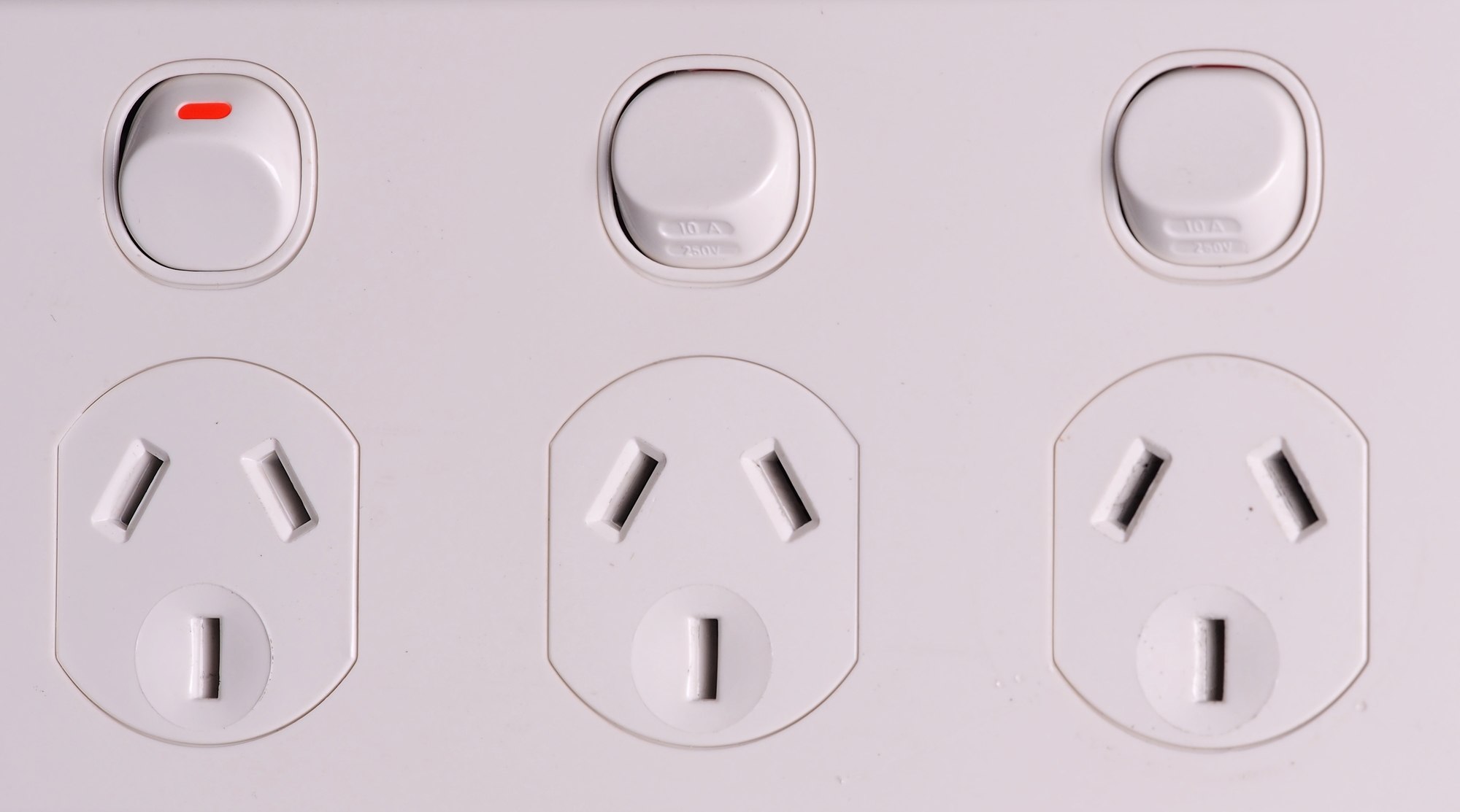 switch power point off for energy efficient homes